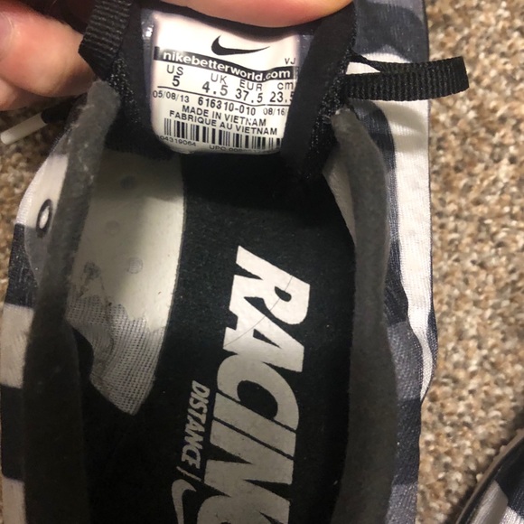 Nike running shoes - Picture 3 of 3